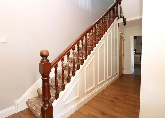 Semesterbostad Fern Lee *