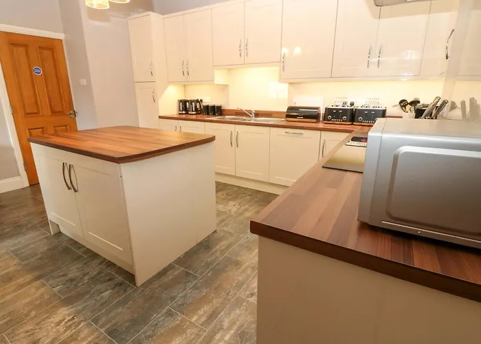 Semesterbostad Fern Lee