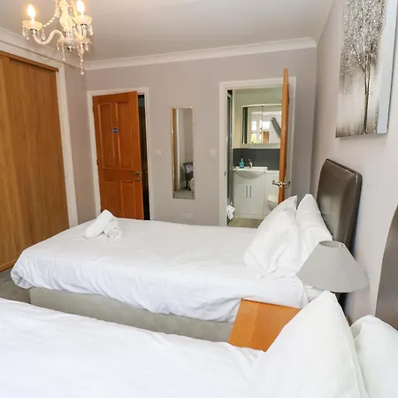 Fern Lee Carlisle (Cumbria)